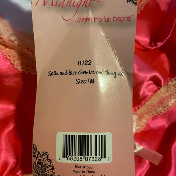 Satin and lace chemise and thong set - Picture 3 of 5